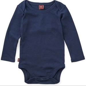 🫖Tea Collection Heritage Blue Basic Long Sleeve Bodysuit sz. 9-12MO🫖